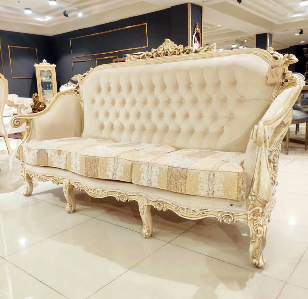 Royal-Furniture