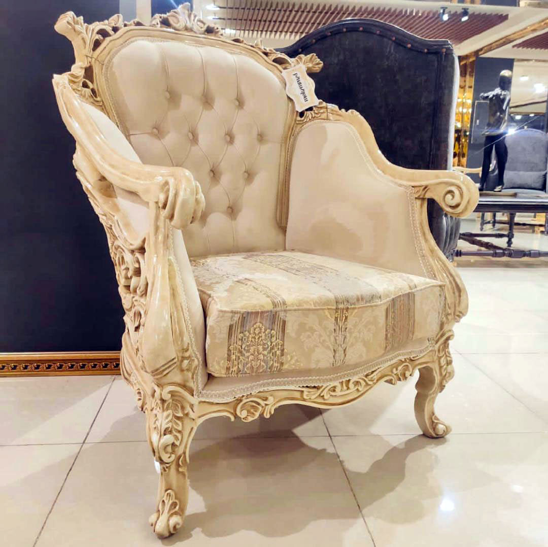 Royal-Furniture